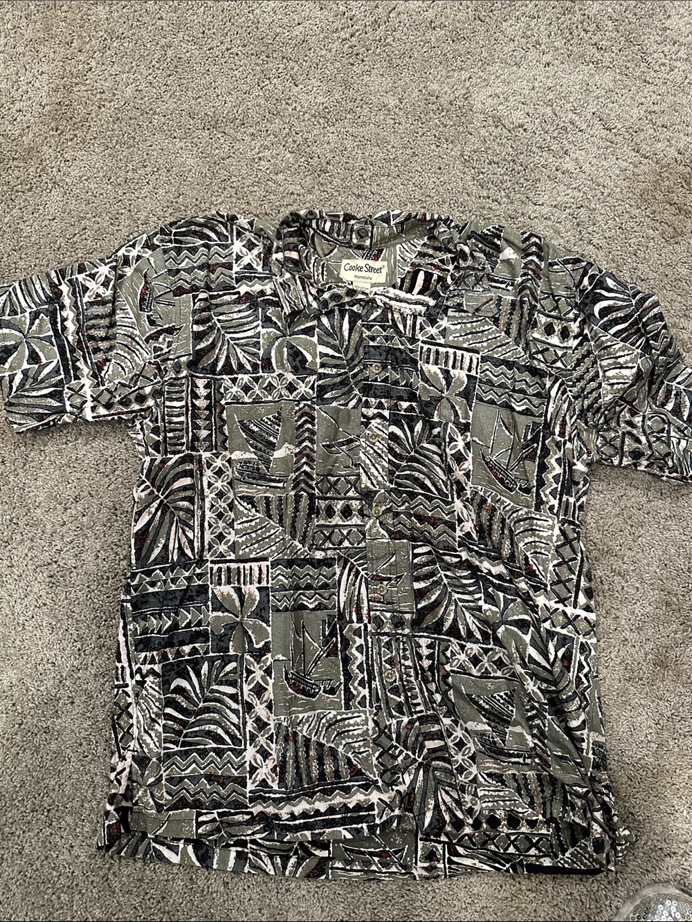 Cooke Street Olive Green Geometric Short-Sleeve Button-Down Shirt